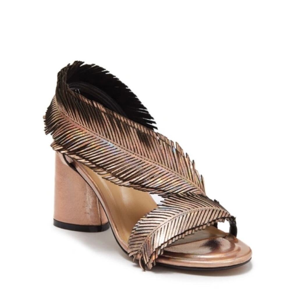 Golo Nasim Asymmetrical Feather Fringe Strappy Sandal Hologram Womens size 7